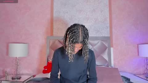 maxim online show from March 7, 2025, 2:46 am