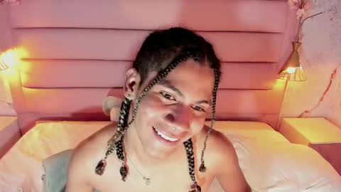 maxim online show from September 30, 2025, 3:06 pm