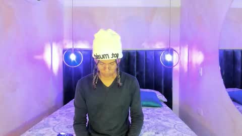 maxim online show from November 9, 2025, 3:05 am