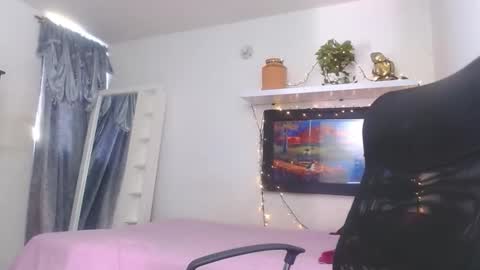 Snapshot of maximo_ston chatting on March 11, 2026, 7:31 pm maximo_ston online show from March 11, 2026, 7:31 pm