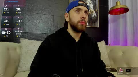 Maximo Wolf online show from November 9, 2025, 9:24 pm