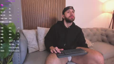 Maximo Wolf online show from April 12, 2026, 9:03 am