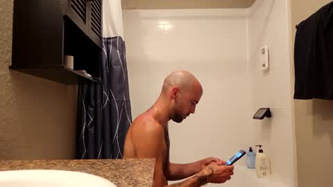 Snapshot of maximusdemitrious chatting on September 13, 2025, 1:05 am maximusdemitrious online show from September 13, 2025, 1:05 am