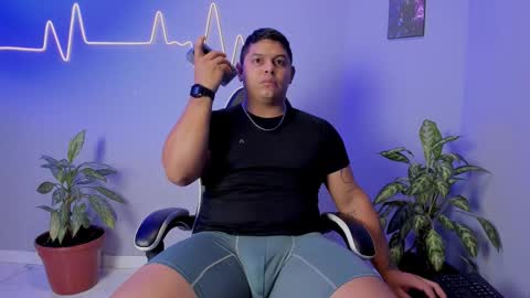 Maximus online show from November 11, 2025, 11:54 am