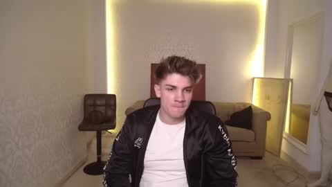 MaxKaiden online show from March 4, 2025, 5:21 am