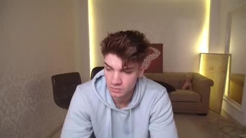 MaxKaiden online show from March 7, 2025, 5:29 am