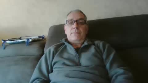 maxou569 online show from March 10, 2025, 6:38 am