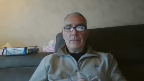 maxou569 online show from October 6, 2025, 6:44 am