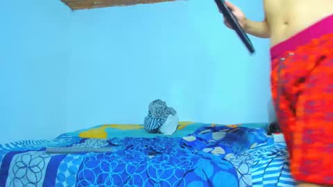 MAX online show from January 2, 2025, 9:39 pm