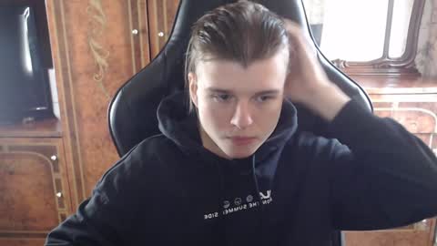 Max online show from December 5, 2024, 10:23 am