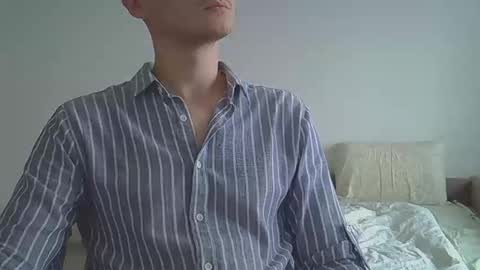 Snapshot of maxrelax90 chatting on November 2, 2025, 10:06 am maxrelax90 online show from November 2, 2025, 10:06 am