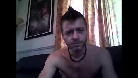 MaxTheWolf online show from October 18, 2025, 2:51 pm