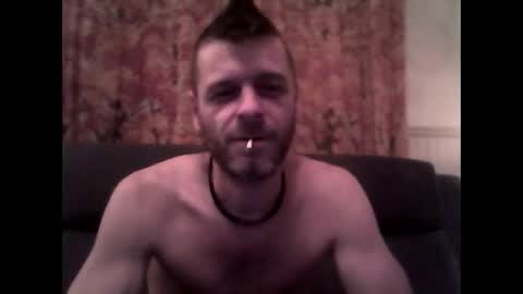 MaxTheWolf online show from November 10, 2025, 9:47 pm