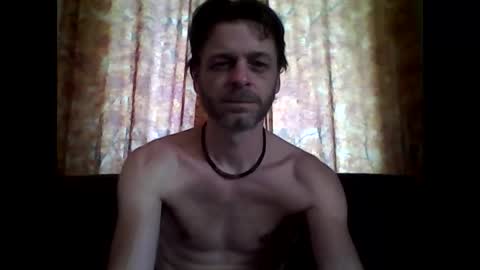 MaxTheWolf online show from June 7, 2026, 9:40 pm