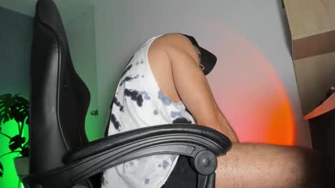 Snapshot of maxtowers chatting on February 10, 2026, 12:26 am Maxi online show from February 10, 2026, 12:26 am