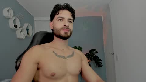 Snapshot of maxtowers chatting on March 29, 2026, 1:27 am Maxi online show from March 29, 2026, 1:27 am