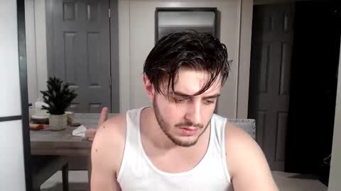 Snapshot of maxx2fun chatting on December 22, 2025, 4:31 am maxx2fun online show from December 22, 2025, 4:31 am