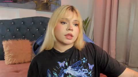 Maxine Minx online show from January 29, 2025, 2:30 am