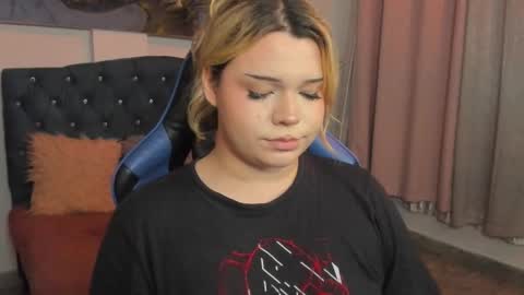 Maxine Minx online show from March 11, 2025, 11:23 am