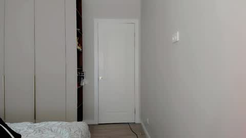 Mia online show from March 2, 2026, 7:15 am