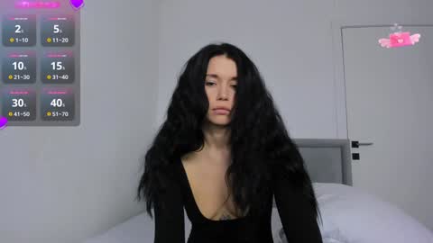 may_xx online show from December 9, 2024, 5:51 am