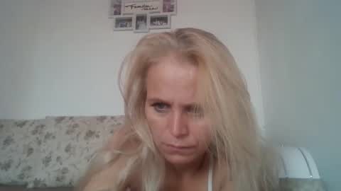 maya0087 online show from October 9, 2025, 7:28 am