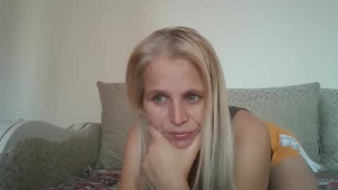 maya0087 online show from October 17, 2025, 8:50 am