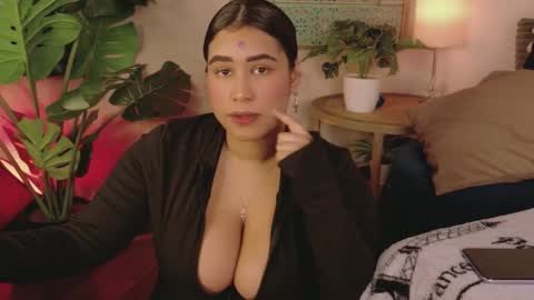 maya_house online show from March 21, 2026, 4:39 am