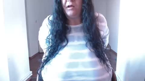 Snapshot of mayabbw50tits chatting on April 20, 2026, 5:43 am Maya online show from April 20, 2026, 5:43 am