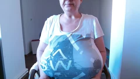 Snapshot of mayabbw50tits chatting on May 29, 2026, 5:38 am Maya online show from May 29, 2026, 5:38 am