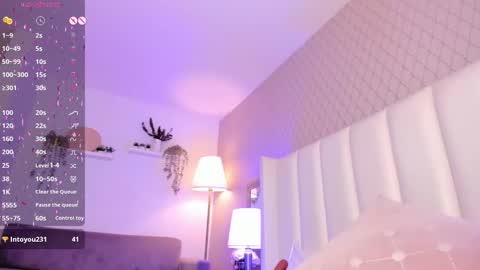 Maya online show from February 9, 2025, 8:11 am