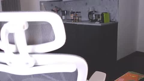 mayaik online show from October 23, 2025, 4:50 pm