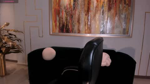 Maya online show from September 26, 2025, 3:32 am