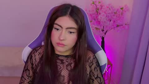 Maya Vexx online show from June 4, 2026, 4:46 pm