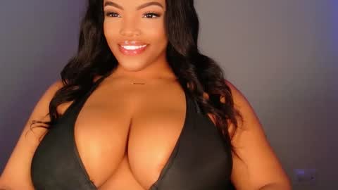 MayBabi online show from December 13, 2025, 10:15 pm