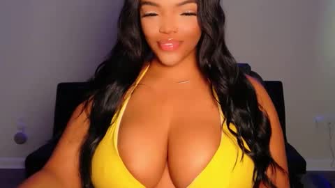 MayBabi online show from June 9, 2026, 4:40 pm