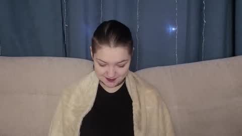 Snapshot of maybellspitz chatting on January 12, 2026, 8:14 pm Lalli online show from January 12, 2026, 8:14 pm