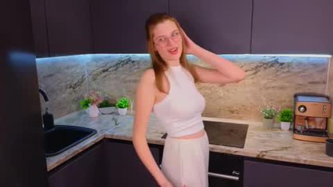 Snapshot of maydabarrick chatting on February 12, 2025, 1:06 pm Mia online show from February 12, 2025, 1:06 pm