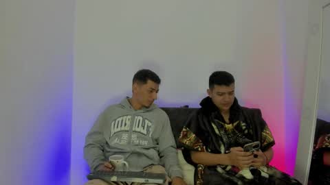 maykel_and_mike online show from October 16, 2025, 10:16 am