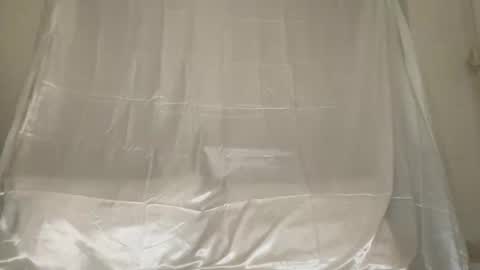 mayluvsu online show from January 16, 2026, 2:04 am