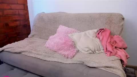 may online show from February 11, 2025, 5:07 pm