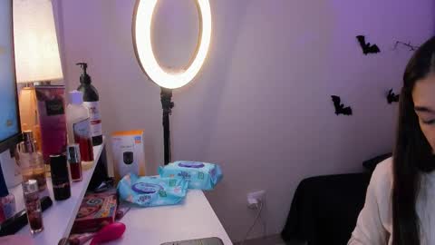 may online show from October 21, 2025, 9:26 pm