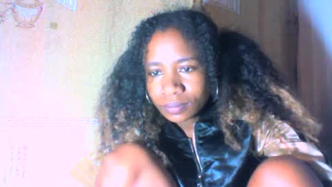 mayrah online show from February 21, 2025, 8:40 am