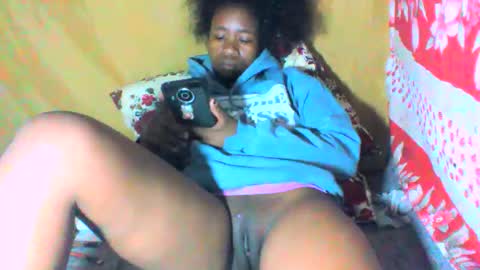 mayrah online show from November 15, 2025, 7:49 am