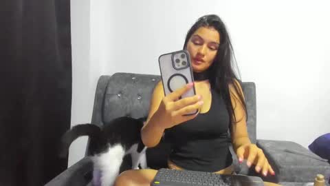 Snapshot of mayte_sexy3 chatting on October 6, 2025, 11:57 pm Mayte  online show from October 6, 2025, 11:57 pm