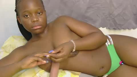 Snapshot of mazel_quincy chatting on September 13, 2025, 8:36 am mazel_quincy online show from September 13, 2025, 8:36 am