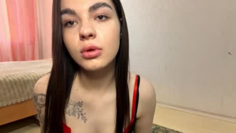 Adel online show from December 16, 2025, 6:40 am