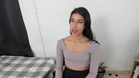 Snapshot of mazikeen_18 chatting on October 7, 2025, 12:02 pm mazikeen_18 online show from October 7, 2025, 12:02 pm