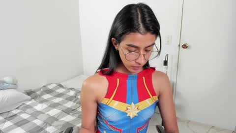 mazikeen_18 online show from April 13, 2026, 1:38 pm
