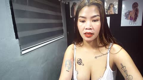 Snapshot of mazikeen_mazee chatting on January 15, 2025, 2:49 am mazikeen_mazee online show from January 15, 2025, 2:49 am